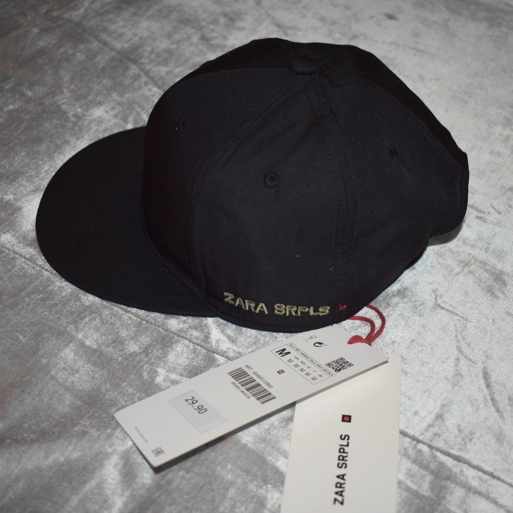 NWT Zara SRPLS Hat